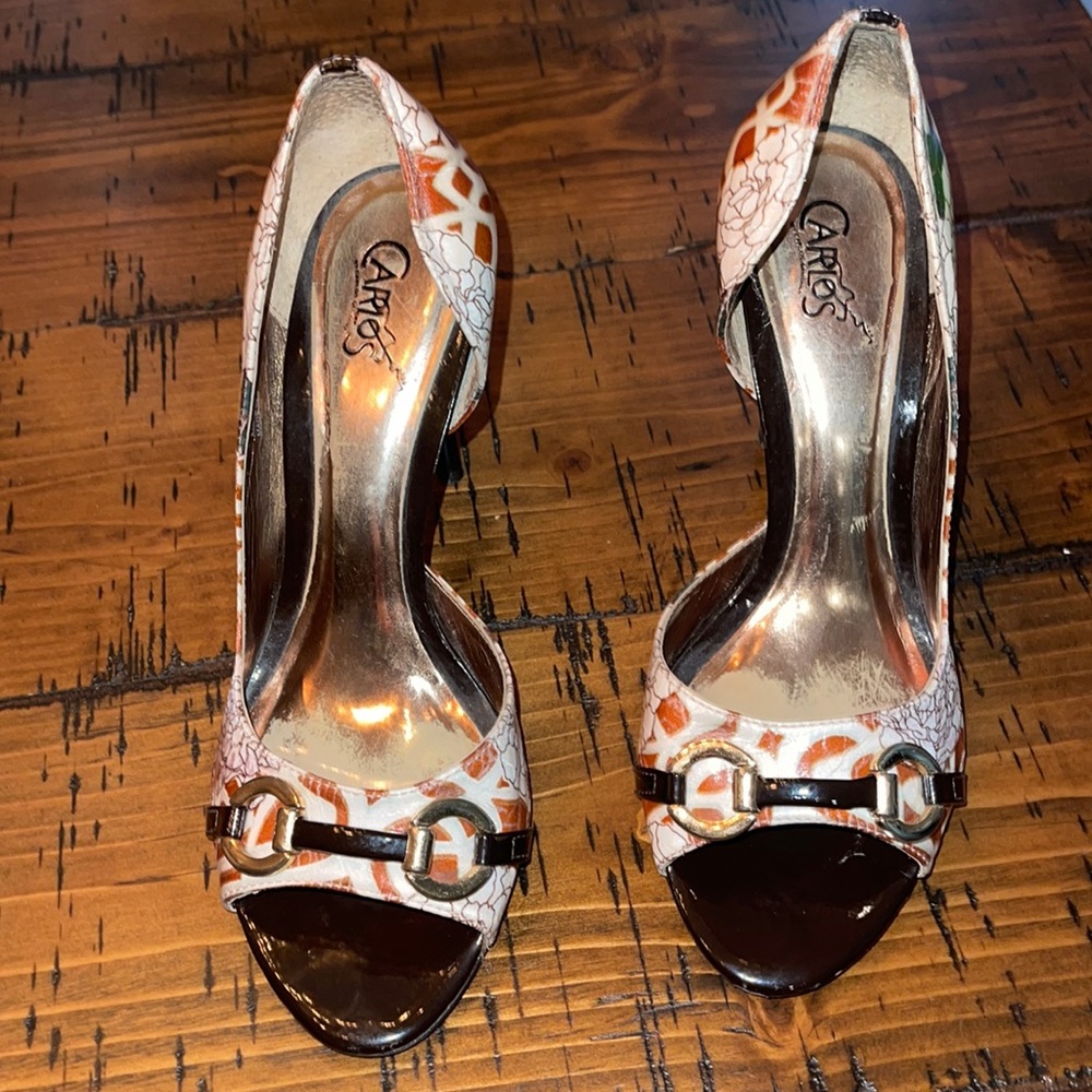 Carlos Santana D’Orsay Horsebit Buckle Floral Print Heels Tan Brown